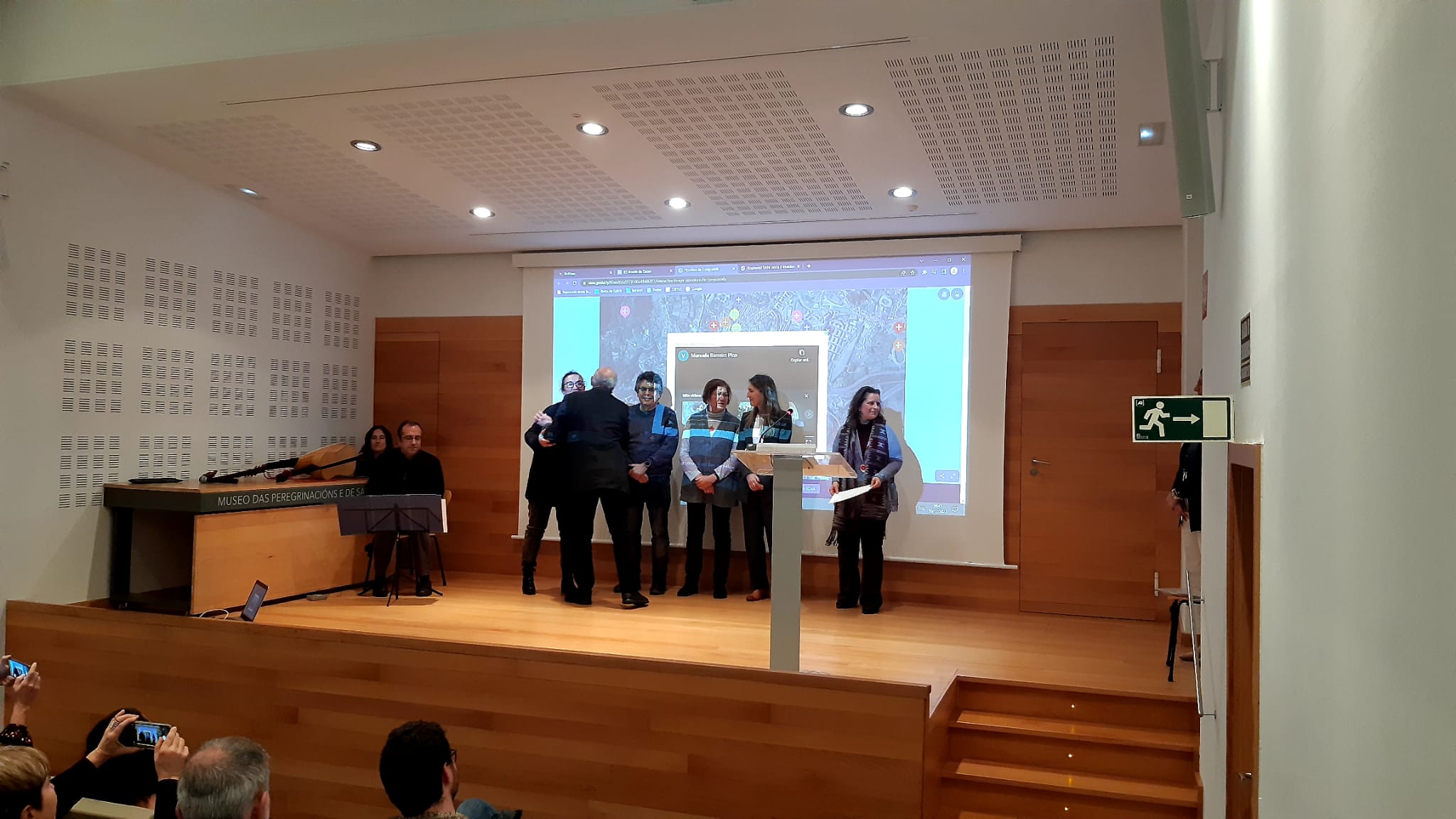 Segundo premio: "Mulleres de Compostela: tras os pasos das nosas pioneiras", presentado polo IES Rosalía de Castro de Santiago